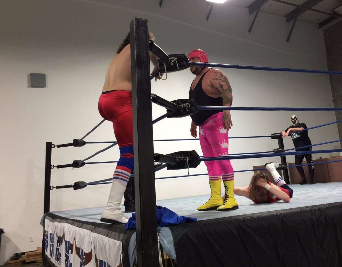 BedeLivingston's tweet photo. @IAmBillyCole and #SandyCole v @JackDaddyBaby and @G3_ErikBaeden #TheWCWC #NorthwestShowcase https://t.co/iZA26QiUAH