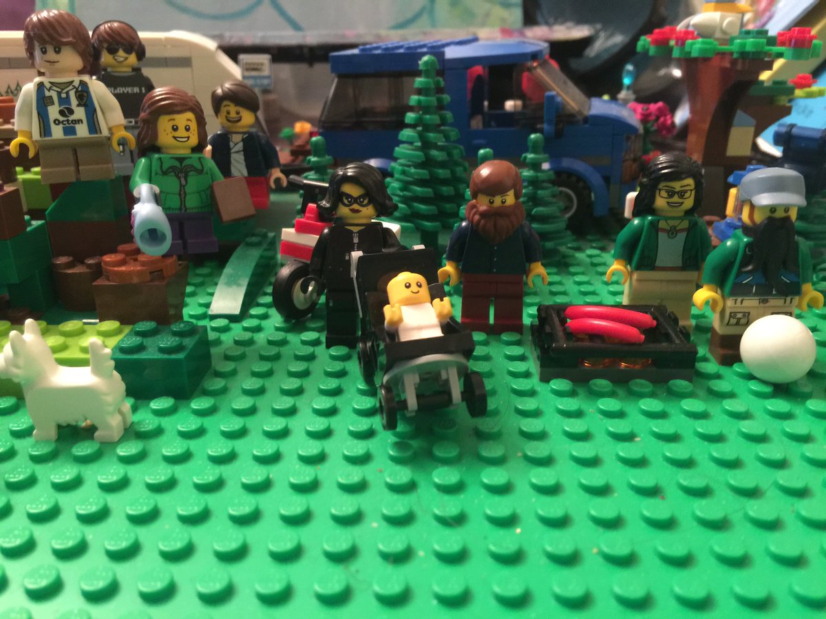 ZacharyAM's tweet photo. #ZAMCAMFam #ForeverATeam #SeasonOfSabbath #CherBear #TKMII #DaddysAdi #TheHansens #TheMeisenheimers #LEGO #LEGODad #LEGOMinifigures #DadLife https://t.co/PHwzPO1F1q