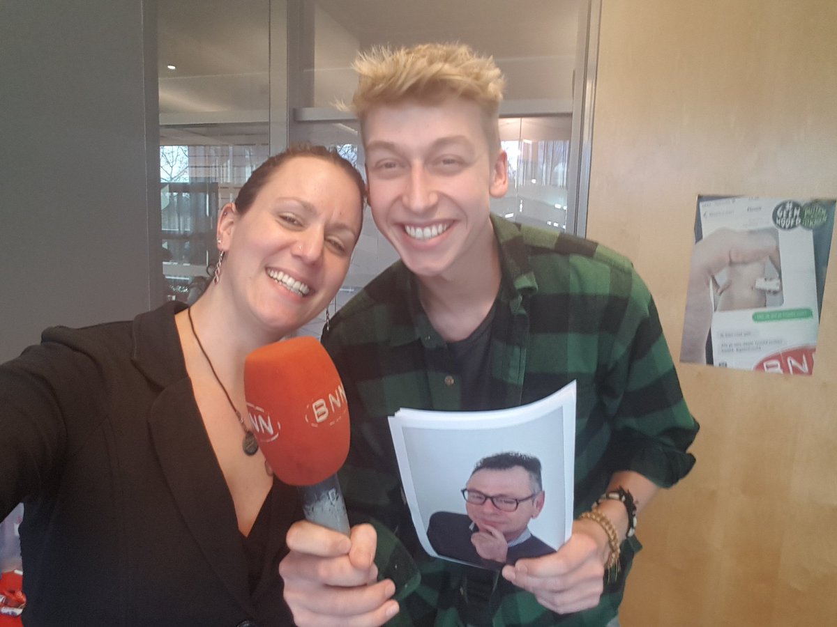 karimachafia's tweet photo. Dat was gaaf gister met @stefbnnvara van #BNN 😊 #partij50plus #toekomst #paragnost https://t.co/OIjPOF2dUG