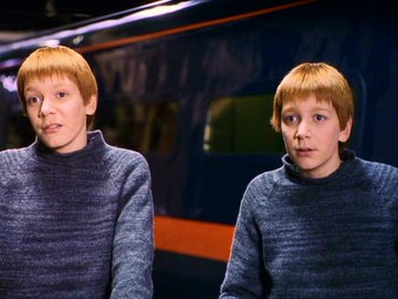 ハリポタ ロンの双子の兄役俳優の現在は 最近の活動 画像