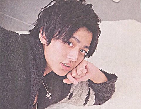 apple417king123's tweet photo. どんな髪色でもやっぱり好きです♡♡ https://t.co/96e5rRWC1G