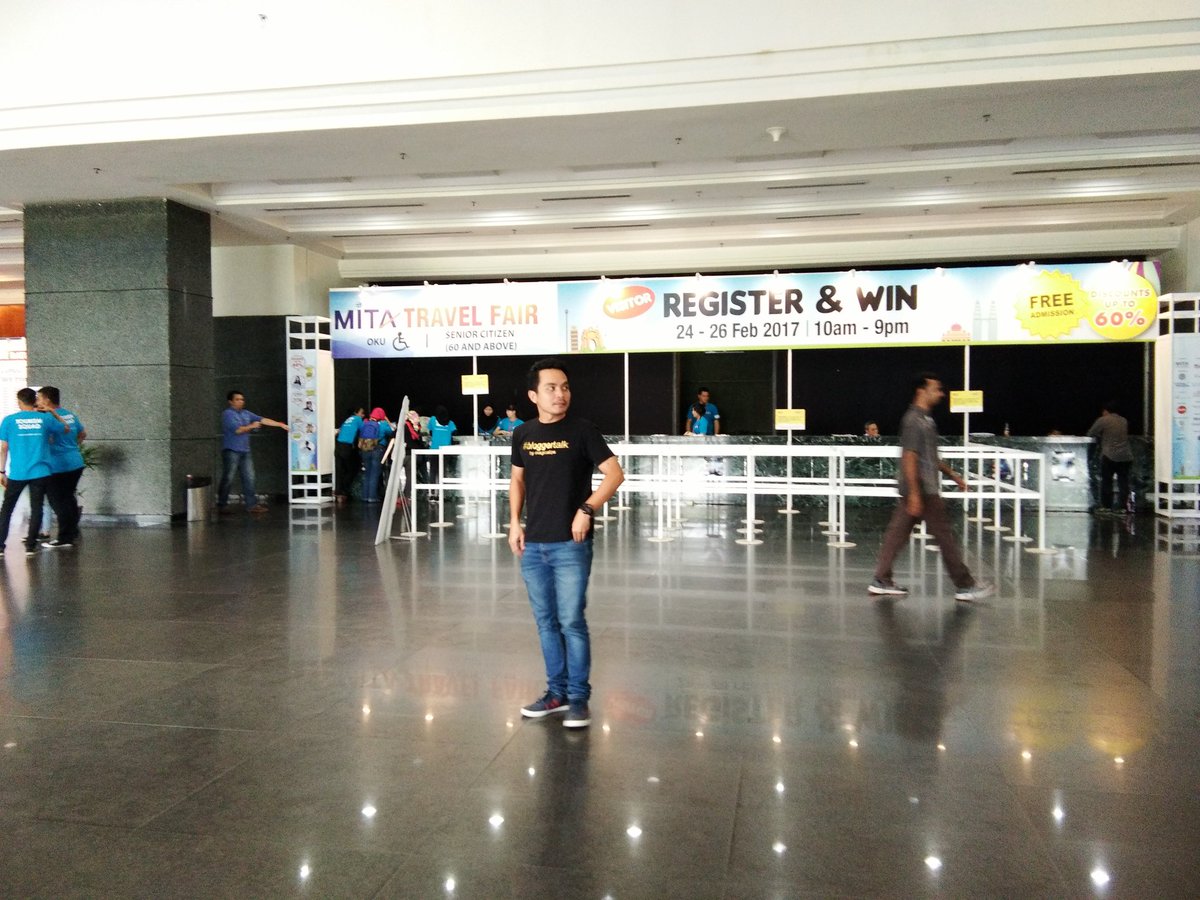 adzrilmaizan's tweet image. Tapuas kat benang hijau, #bloggertalk ke MITA fair pulak.
