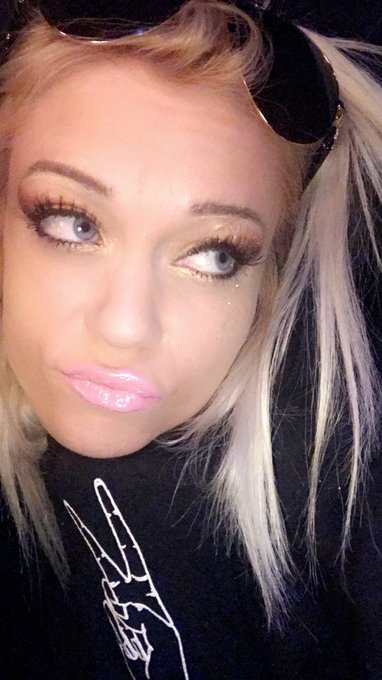 What's a blondes favorite drink? A penis colada   #blonde  😜😜😜😜😜😜😜😜 https://t.co/346I2E7d7V<a href="/tag/blonde"class="tags"><span>#blonde</span></a>