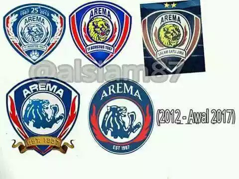 Ngene iki tim logo gk jelas.. haha. 2012/2017
lek AI . Pemain gk jelas.. bedo ngomong sak mlah mw menang dewe .. haha.  😁😂😃