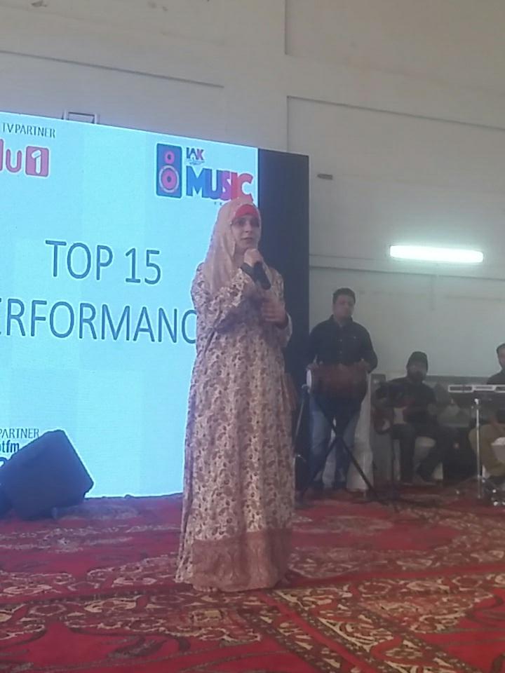 iamkhiofficial's tweet photo. #contestant10 #nazneen https://t.co/q5CQfi26WH