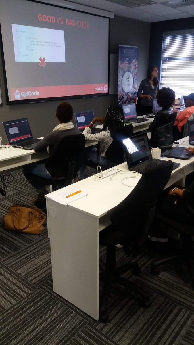 Tinyiko_Simbine's tweet image. #Coding #HTML #GCWorkshopseries @GirlCode_za