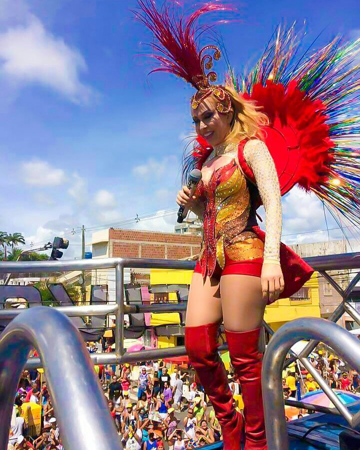 Gente o clima aqui tá bom demais! JoelmaNoGalo