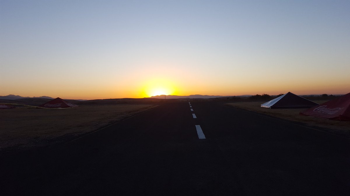 UFly_Aerodesign's tweet photo. Los primeros en llegar al campo de vuelo #SomosUfly #OrgulloAeronautico #UflyWeFly https://t.co/e9bg6KAoEZ