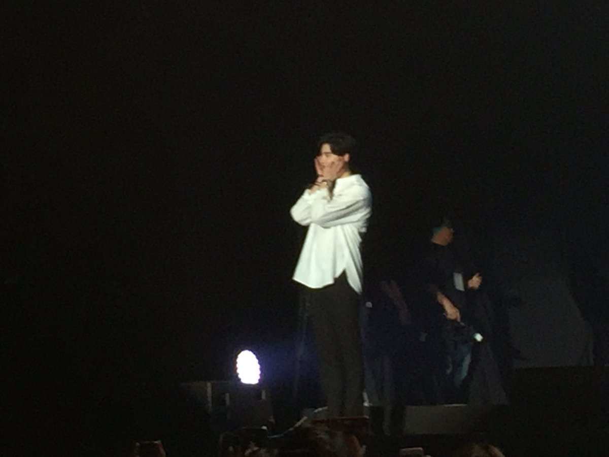 ohmylighttttt's tweet photo. #LeeJongSukFanmeetinginBKK https://t.co/r7vLK2g03F