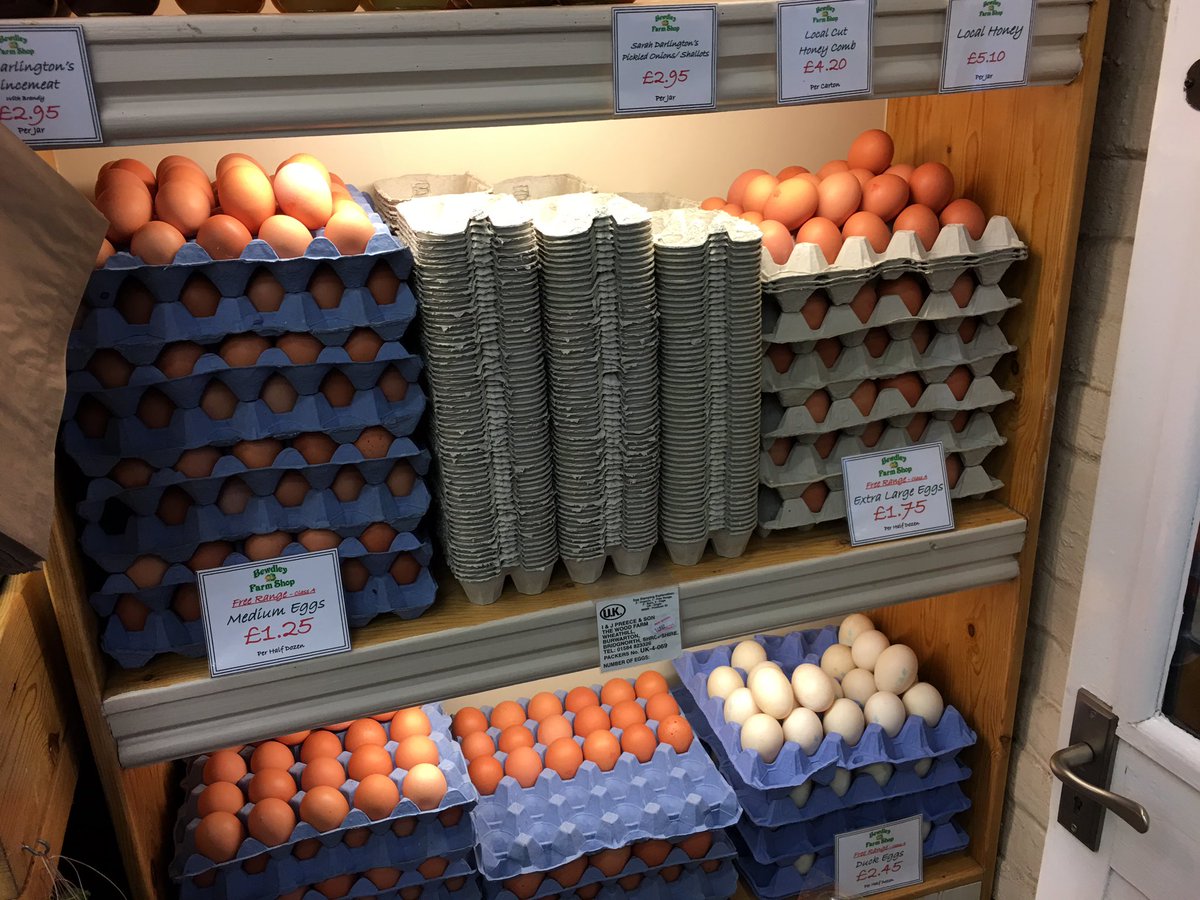 BewdleyFarmShop's tweet photo. Freshly laid eggs for the pancakes on Tuesday! #straightfromthechicken https://t.co/O7j9KToIEX