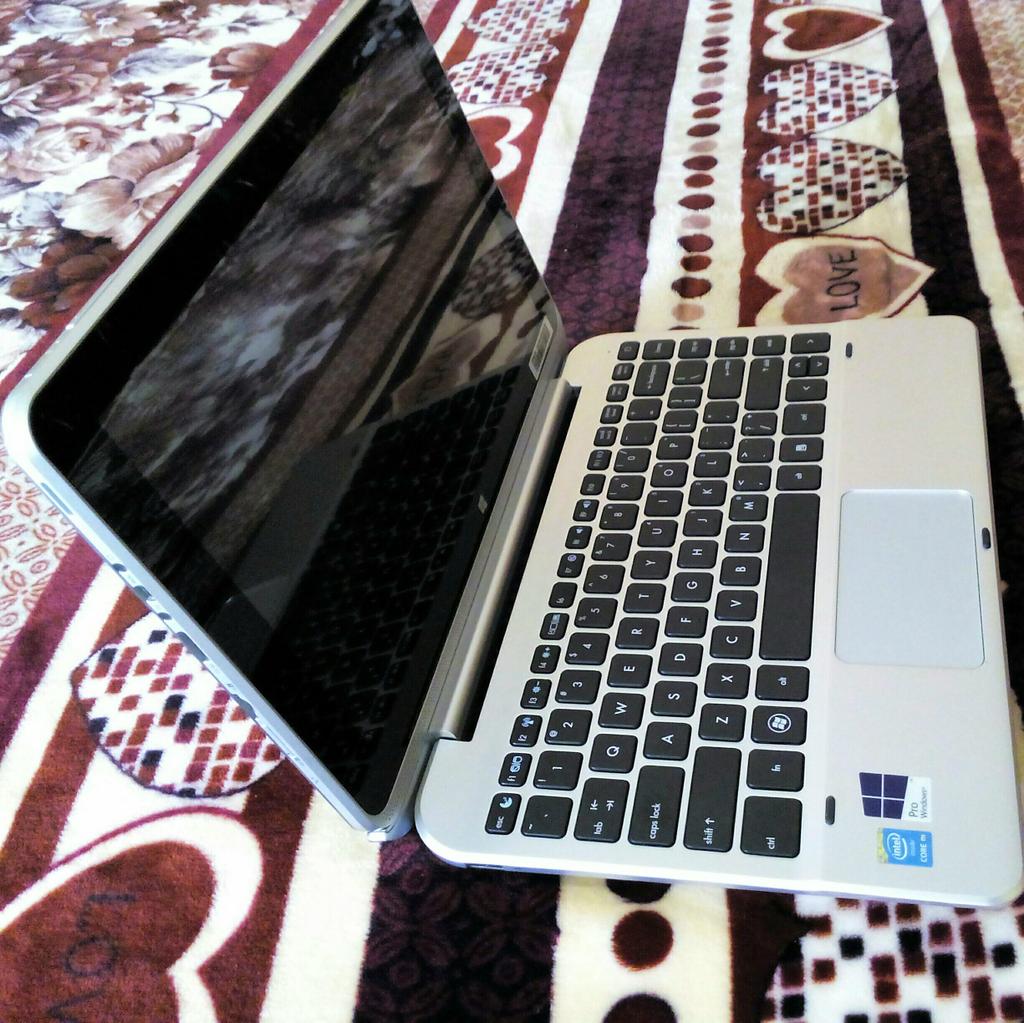 i5rar's tweet photo. Got my Haier Y11B yesterday! So late, but finally. #PMNLS https://t.co/ociZH4OWFp