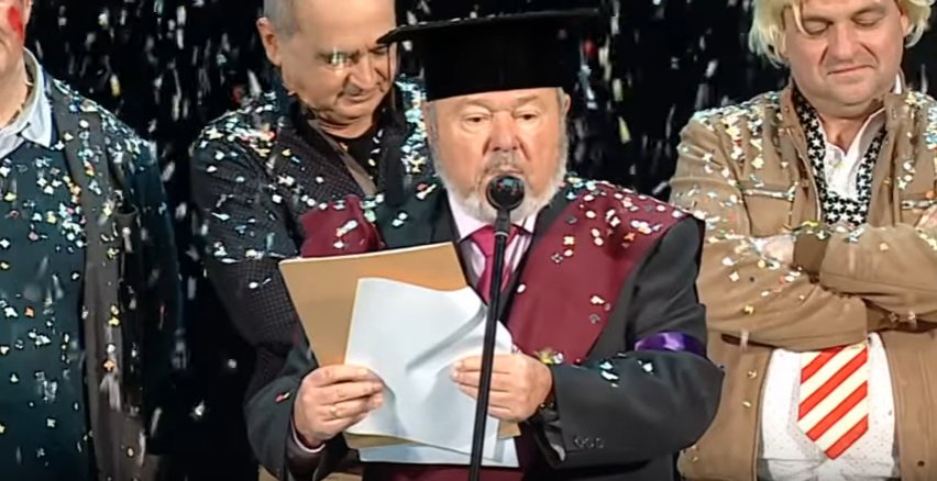 URGENTE! #COAC2017Final “No te vayas todavía” Primer Premio Chirigota Extranjera en el COAC 2017 Carnaval de Cádiz shar.es/19PrYg