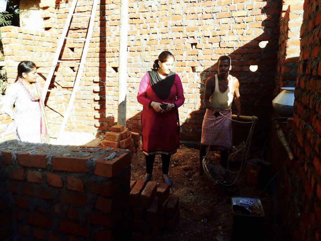 MonikaBhimSingh's tweet photo. #Surguja #lakhanpur #andhala #gaon mein "#kadam" ka #aawaas kadam dar kadam purnta ki aur #badhta hua👍🏻😇 @narendramodi @drramansingh #PMAY https://t.co/kvhpnakbYN