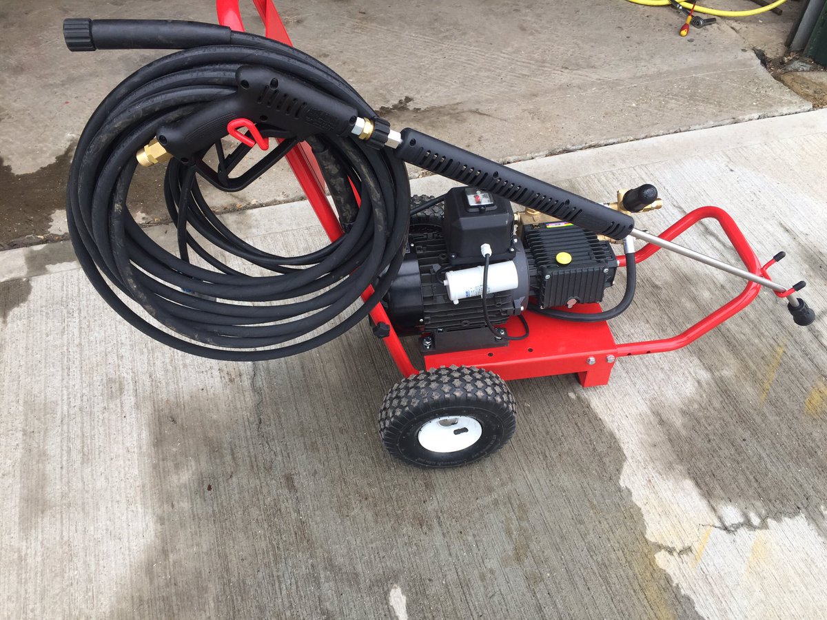 startengineerin's tweet image. Our new 100 bar (1500 psi ) 12 lpm 
10 m hose 
Lance and trigger 
4 m mains cable 
£780.00 + vat 
Contact bob@start-eng.co.uk