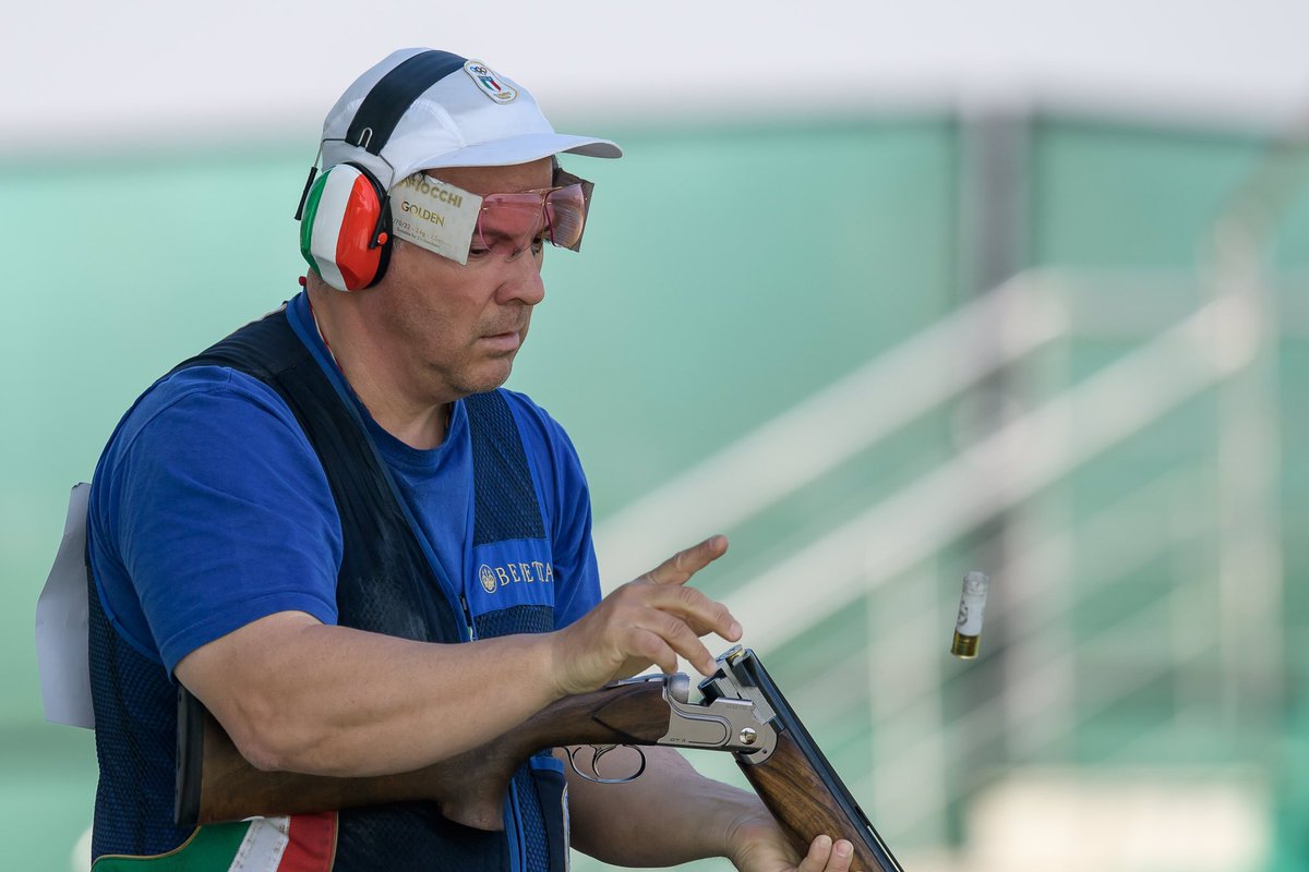 Beretta_1526's tweet photo. New Silver medal for #TeamBeretta as 🇮🇹 @JohnnyPellielo secures his spot on @ISSF_Shooting #Trap Men's final podium at New Delhi WC event 👏🏻 https://t.co/aUfzKRvDo0