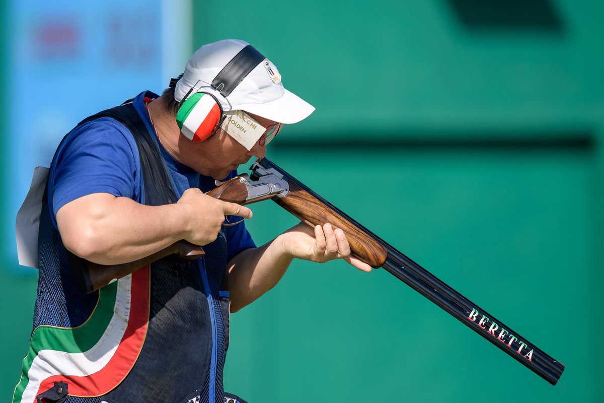 Beretta_1526's tweet photo. New Silver medal for #TeamBeretta as 🇮🇹 @JohnnyPellielo secures his spot on @ISSF_Shooting #Trap Men's final podium at New Delhi WC event 👏🏻 https://t.co/aUfzKRvDo0