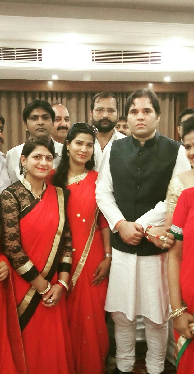 ChouhanMaya's tweet photo. With a grt time spend with mr. varun gandhi https://t.co/7S7xPV6z1P