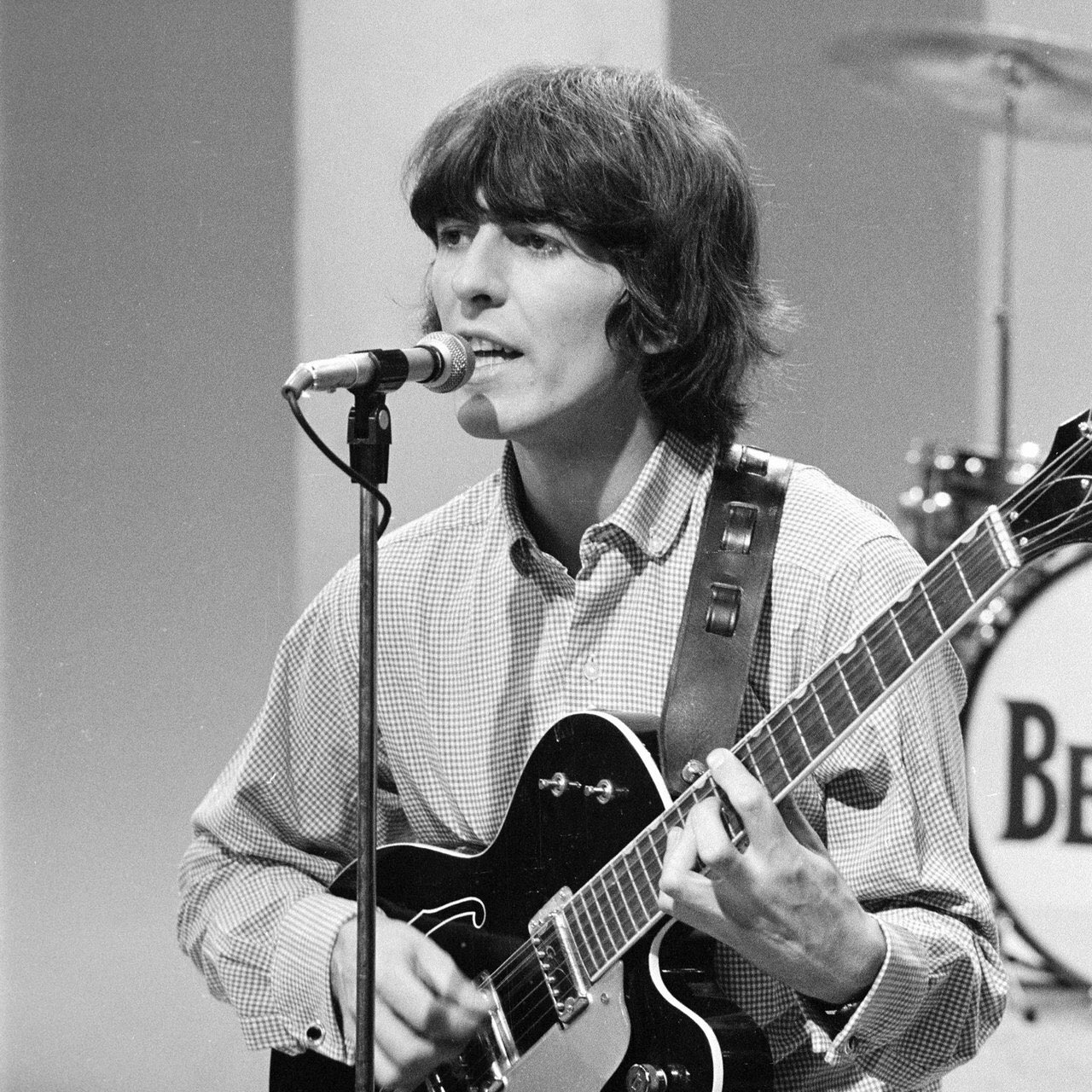 My favorite Beatle would be 74 today

Happy Birthday George Harrison  