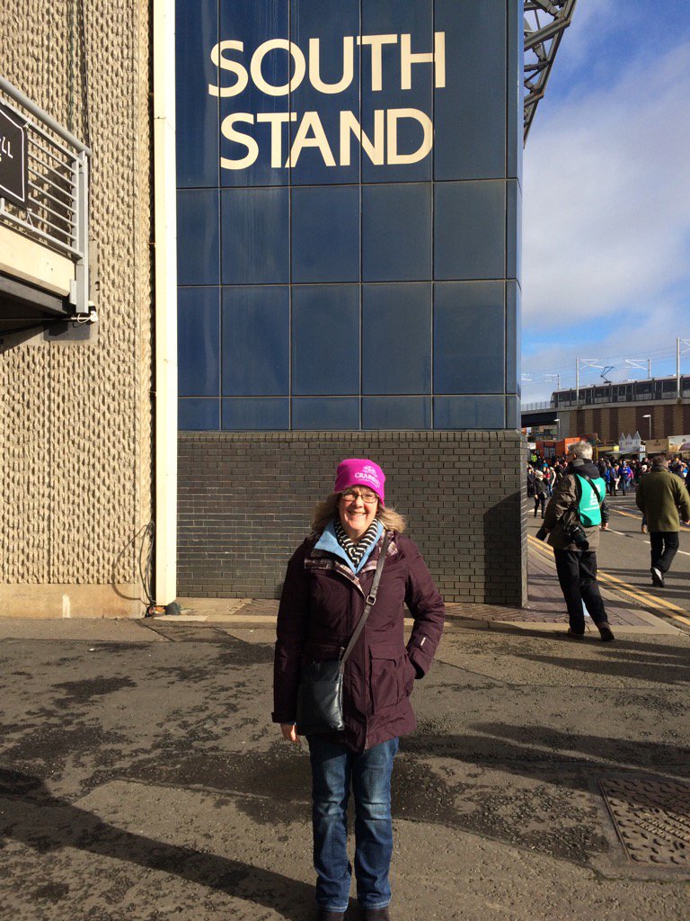 Wrighty2012's tweet photo. Thanks @CrabbiesUK for the cool hat. #raspberryflavour #AsOne @Scotlandteam https://t.co/x1mju3rqML