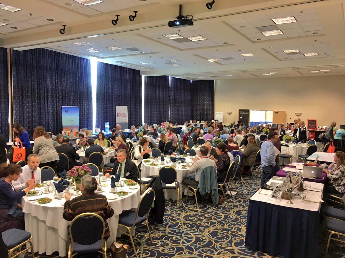 MidStatesCSS's tweet photo. Full house for the Roselle Award Luncheon w/the keynote from the illustrious @SeanArthurs37 #MSCSS2017 https://t.co/jw6F5Io7pA