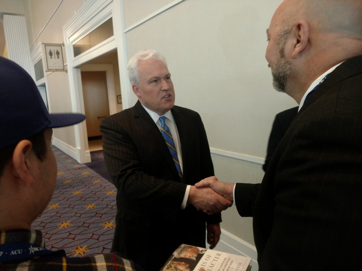 GaryByrneAuthor's tweet photo. .@mschlapp thank you so much. #CPAC2017 is great! #maga #draintheswamp #crisisofcharacter #saturdaymorning #ConservativeSpringBreak https://t.co/P7wskk3A6Z