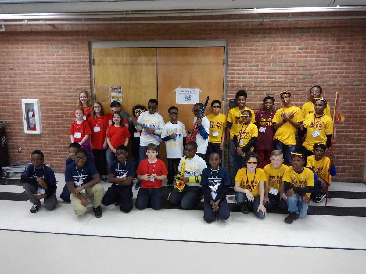jay8828's tweet image. Baltimore City Schools represent at First Lego League. Medfield Heights, Cecil, Hamilton, and Henderson Hopkins. @BaltCitySchools