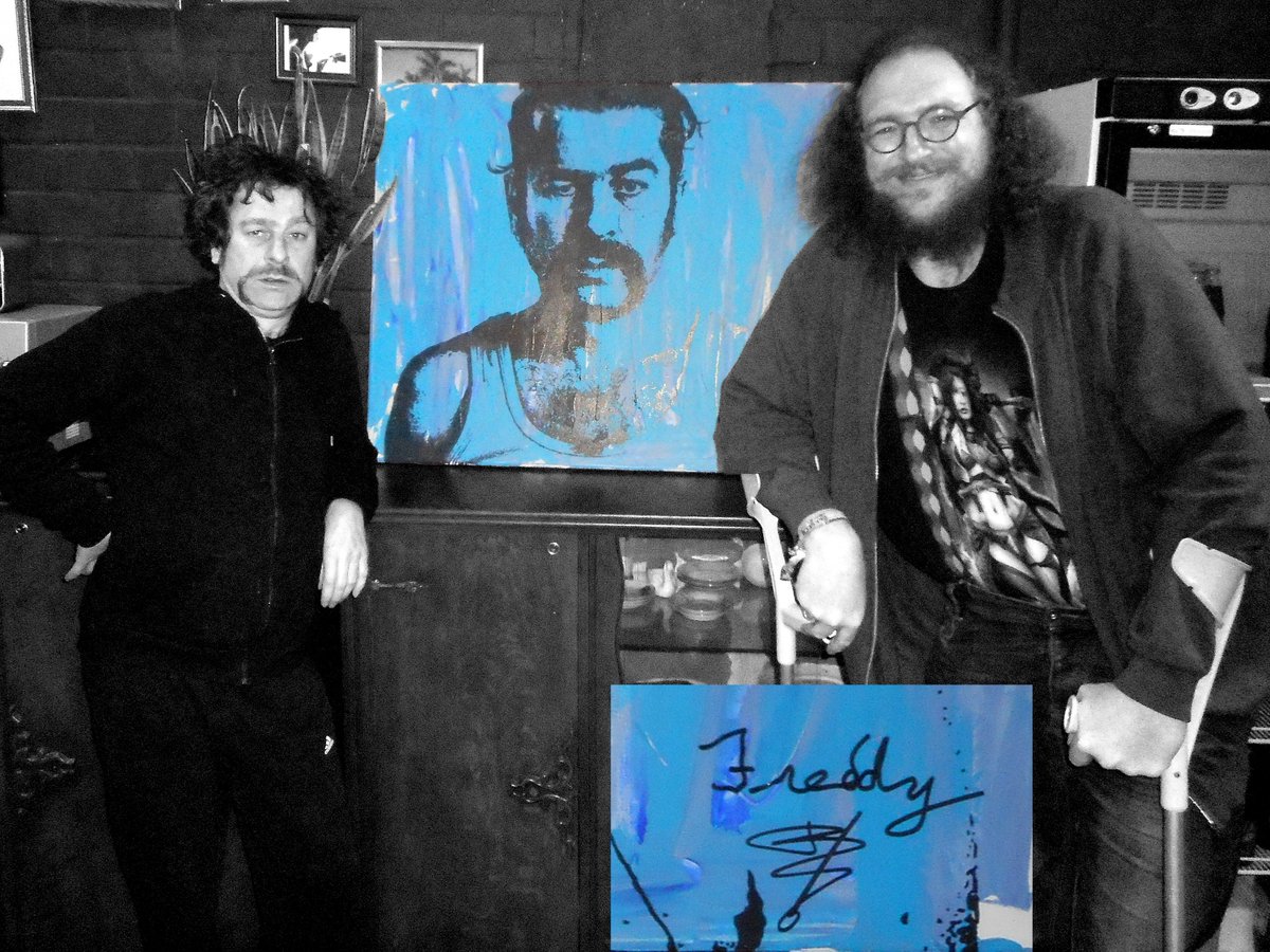 c_arton's tweet photo. Freddy De Vadder signed his painting!
#popart #charity #freddydevadder #freddyonice #stubru #instaart #comedian #signed #instaartist #art https://t.co/IQGiiW4v7B