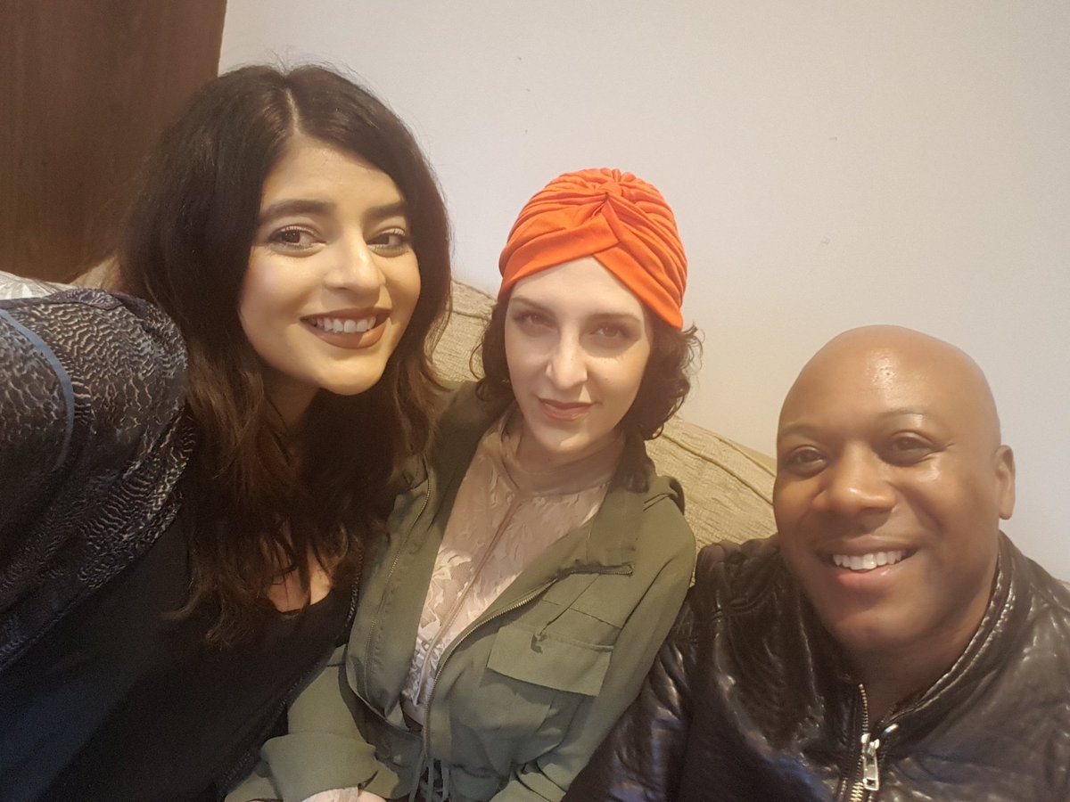 Radio promo today with @missmirianmusic <a href="/ThisIsNeha_/">Neha</a> <a href="/UniversalShowUK/">The Universal Show</a> <a href="/Realbuzzradio/">BUZZ RADIO 103.8 FM</a>