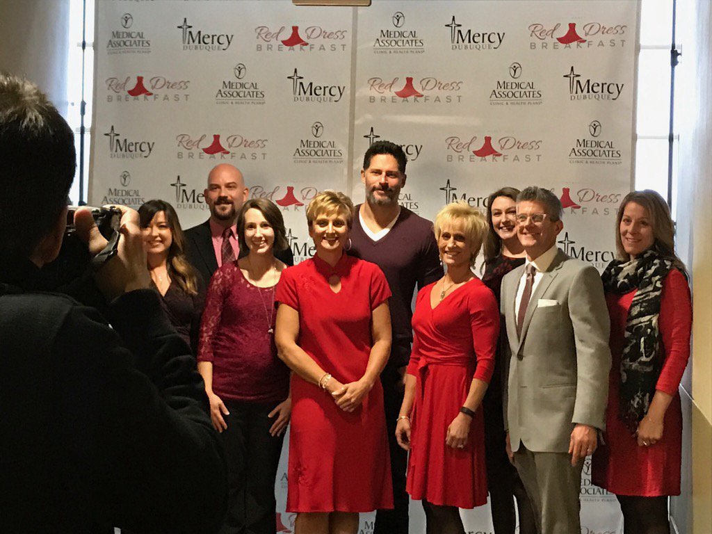 DaughenbaughJm's tweet photo. #MercyDubuque
#RedDressBreakfast
Events team
Great job everyone! https://t.co/lGQag1Jvva