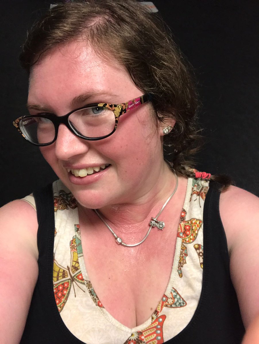 Cheryl_Cupcake's tweet image. @Simply_Gym #SimplySweat  got a bit hot this morning at Zumba 💓 thank you Sally for a great session.  #shimmy #rumba #simplygymkettering