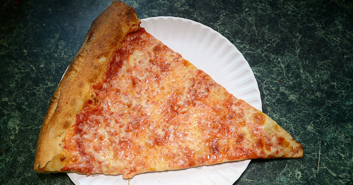 NYMag's tweet photo. This is the absolute best slice of pizza in New York https://t.co/W3p2zMsOZf https://t.co/pUu8AdB9L8
