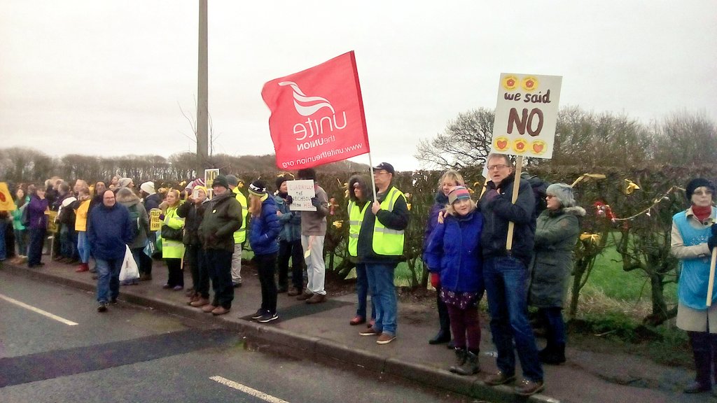 natalieben's tweet photo. More than 700 people gather to say #DontFrackLancs #DontFrackAnywhere. No #fracking https://t.co/1OrZOjERvp