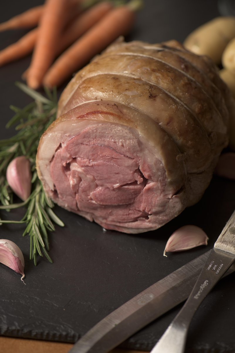 Help us reach 1,600 followers! RT &amp; Follow to be in with a chance to #WIN 1Kilo joint of brisket &amp; a packet of sticky brisket sauce mix!