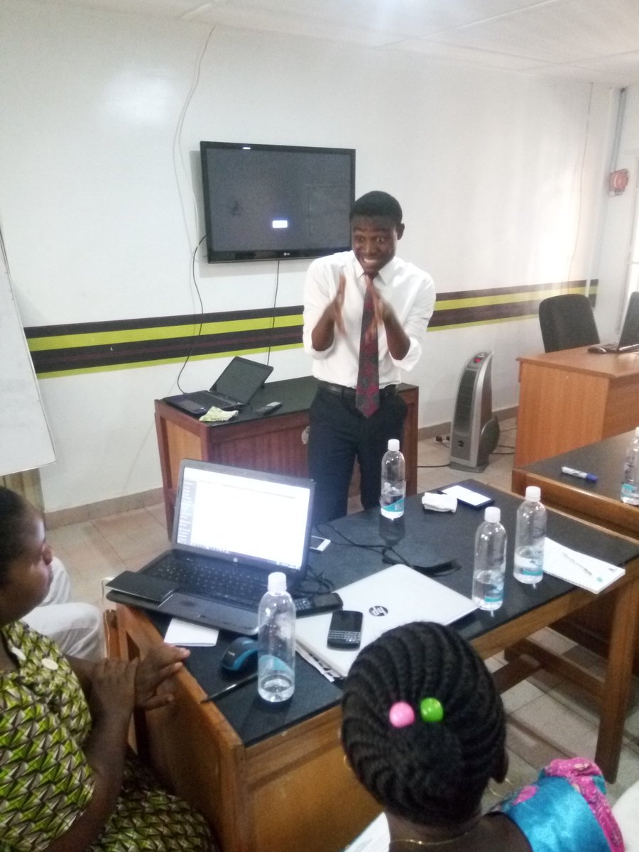 purpleconsults's tweet photo. Find your Space and Fill your Space...
Be Deliberate and Intentional about giving out Values - @GidyonThompson
#PPAcademy #brandmasterclass https://t.co/DkqBBfqV1j