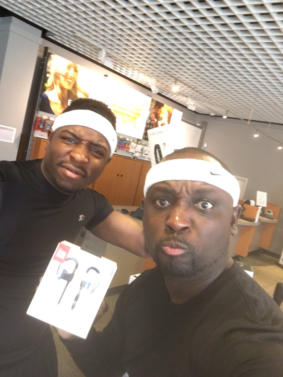 MrsensationHT's tweet photo. Htown is ready to make it a workout blast success this weekend come on down @KenMcquiller @VThecloser21 https://t.co/6hbXNOHOvW