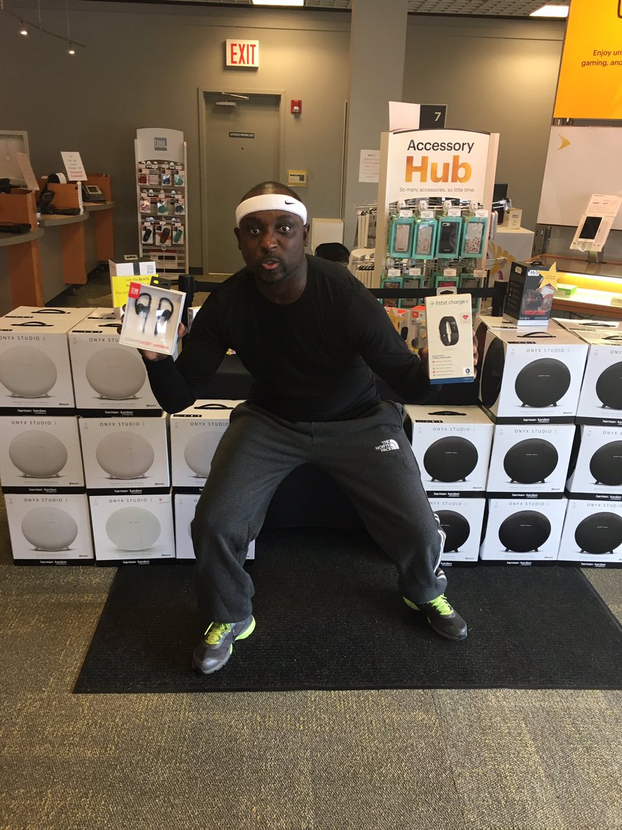 MrsensationHT's tweet photo. Htown is ready to make it a workout blast success this weekend come on down @KenMcquiller @VThecloser21 https://t.co/6hbXNOHOvW