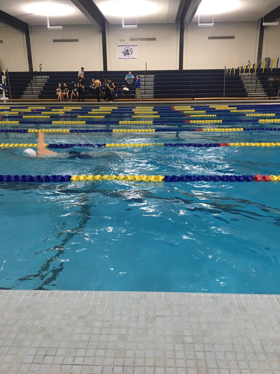 Day 2 💪🏻🏊🏻 let's bring this championship home boys #wearelamphere