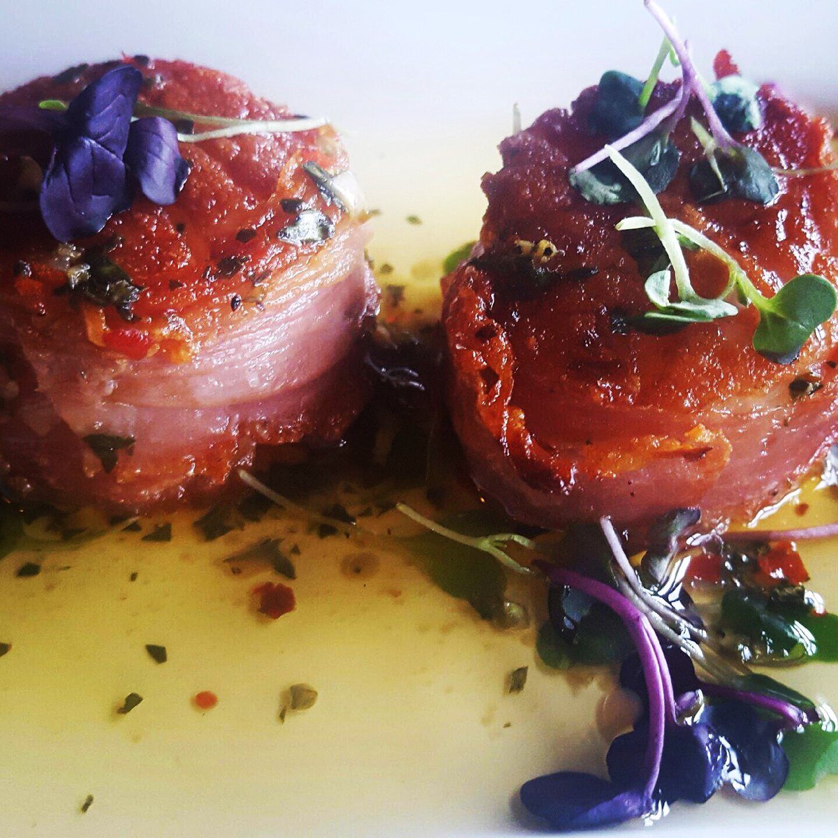 YourChefJacob's tweet photo. #scallops https://t.co/nDp54uI3tg