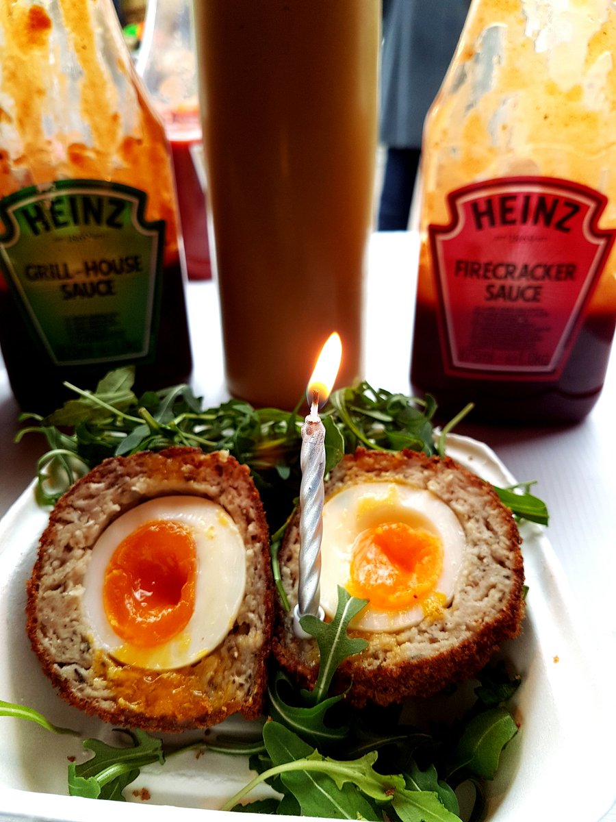 This is how we celebrated our 1st year as Cheggs today!
Thanks @birdbroseggs &amp; Lancaster Farm for your fine produce &amp; of course you guys 😀🕯🎂