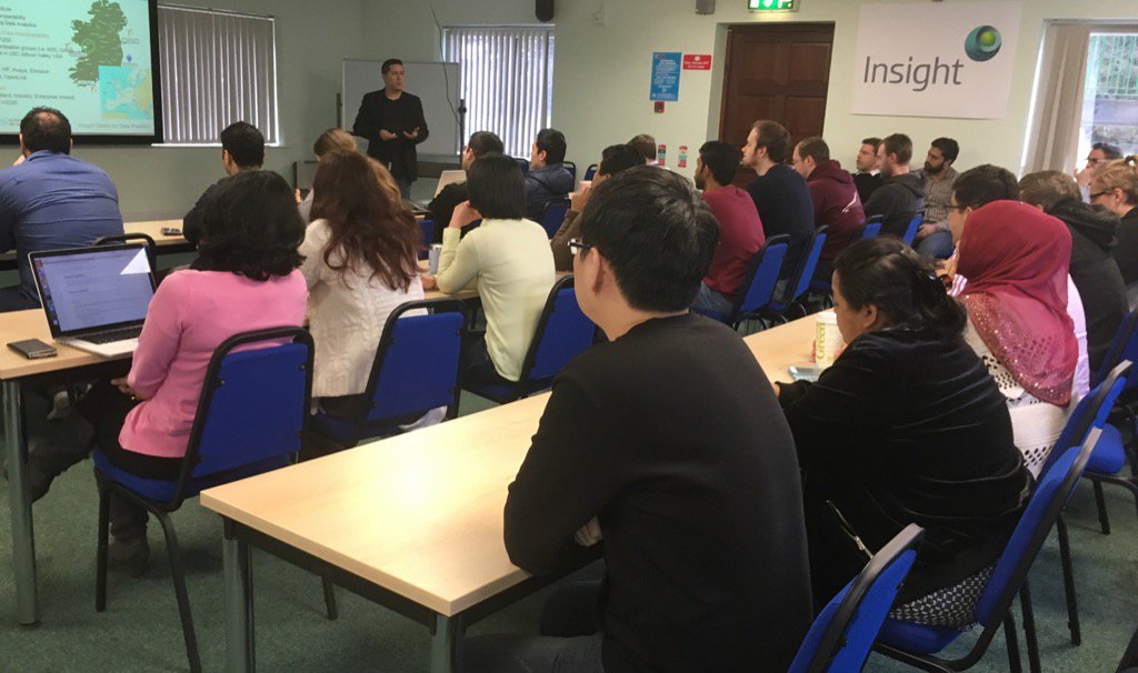 speediecelt's tweet photo. #IoT in action locally.#MartinSerrano presents #LivingLabs at weekly FridayTalks Insight NUIG @galway2020 @nuigalway https://t.co/J745y48SCU