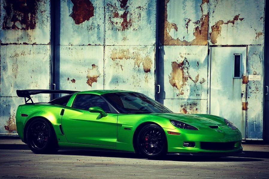 Chevrolet Corvette Р·РµР»С‘РЅС‹Р№