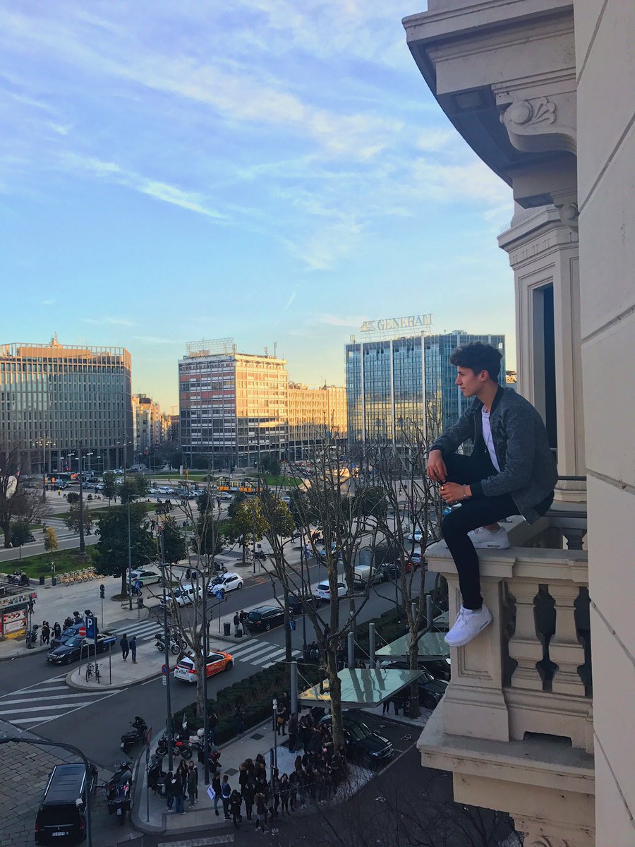 JuanpaZurita's tweet photo. Siempre en busca de una nueva aventura 🐉 https://t.co/OA06TOEWjk