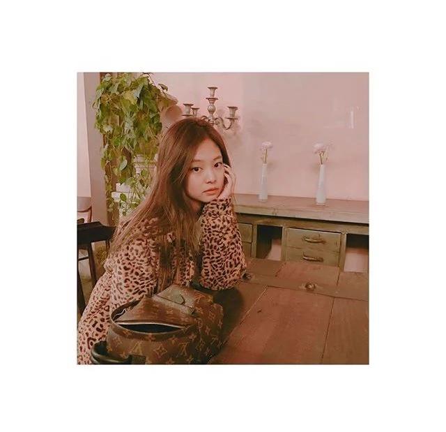 blackpink jennie louis vuitton