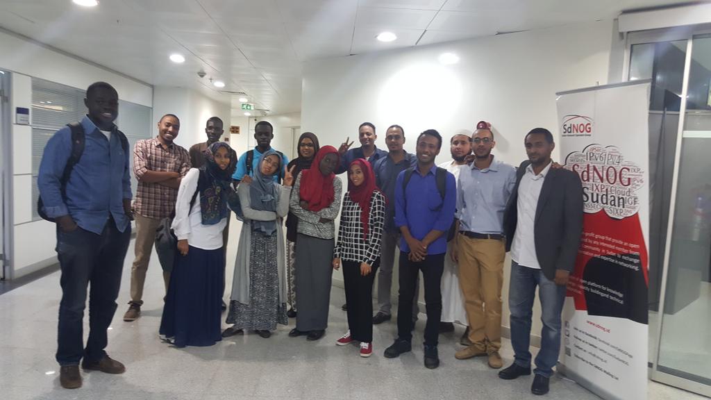 SudanNOG's tweet image. End of the day! it was exciting and great workshop. and very informative😊
#Unix_Boot_Camp #SdNOG  #Workshop