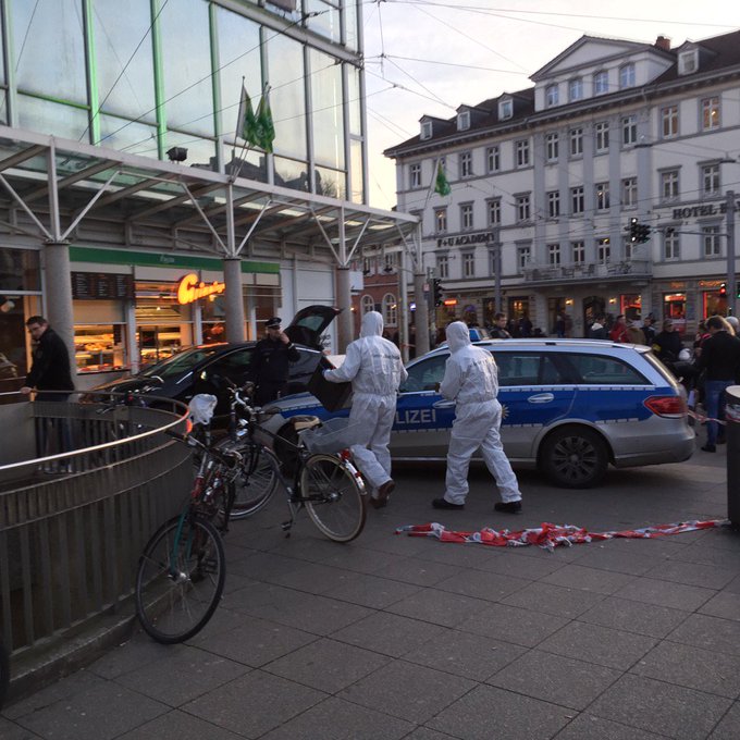 View image on Twitter