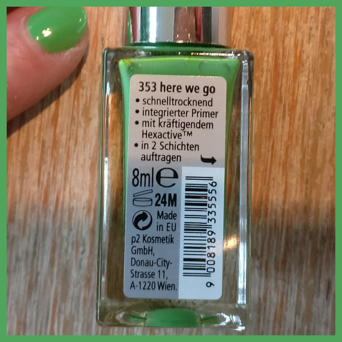 Morgen gehe ich als Hexe auf die Kö und habe deswegen Nagellack mit kräftigendem Hexactive gekauft! #schlaudieFrau