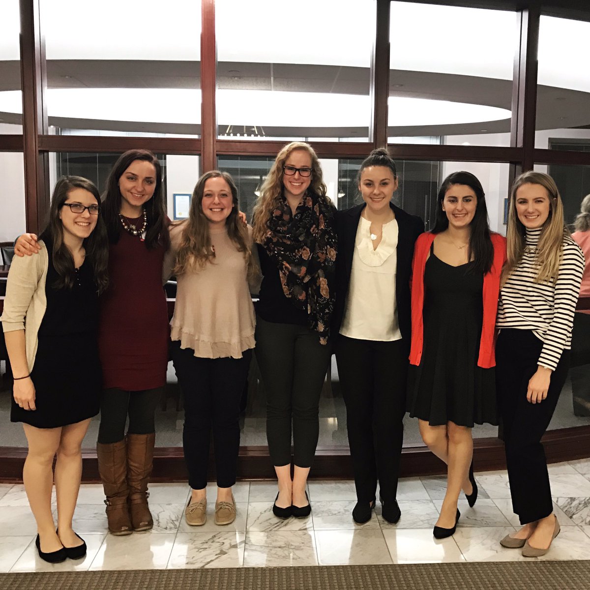 UConnFE's tweet photo. CEA Meet & Greet 2017 was a SUCCESS! πβ¨βοΈ Prospective officers got the chance to learn more about our wonderful program. π #CEASP #UFE https://t.co/CvZVPNod6u