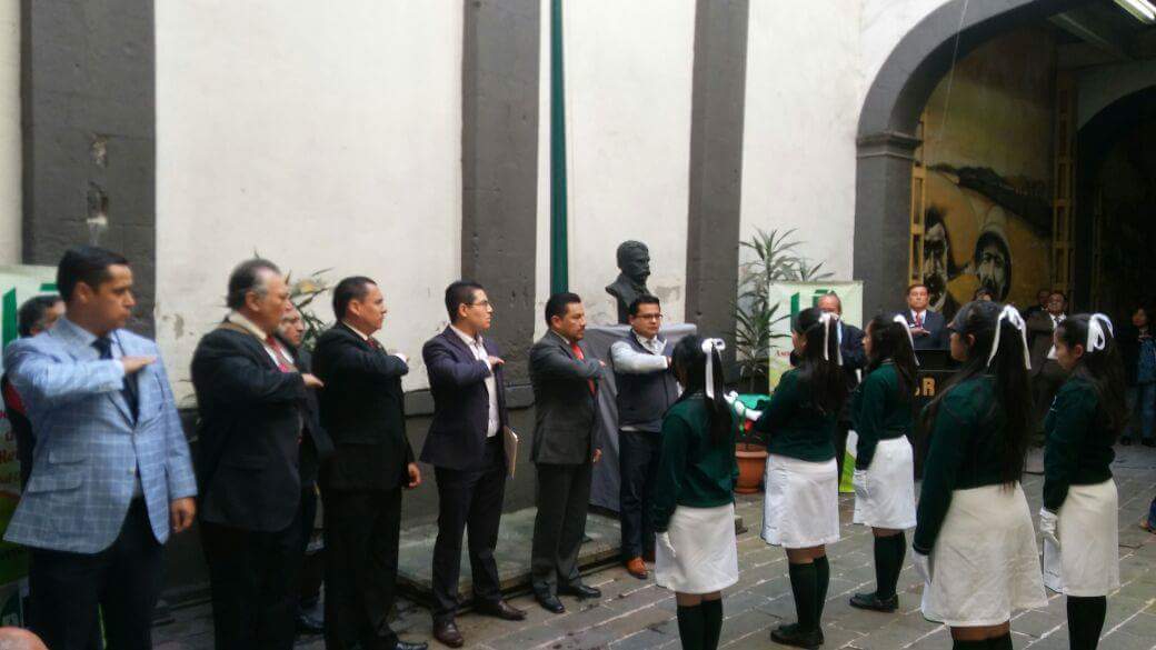 EJR_CDMX's tweet photo. El día de ayer la #EJRCDMX tuvo el honor de participar en la conmemoración del #DiaDeLaBandera organizado por la @UR_CDMX https://t.co/sLvpv5BhYh