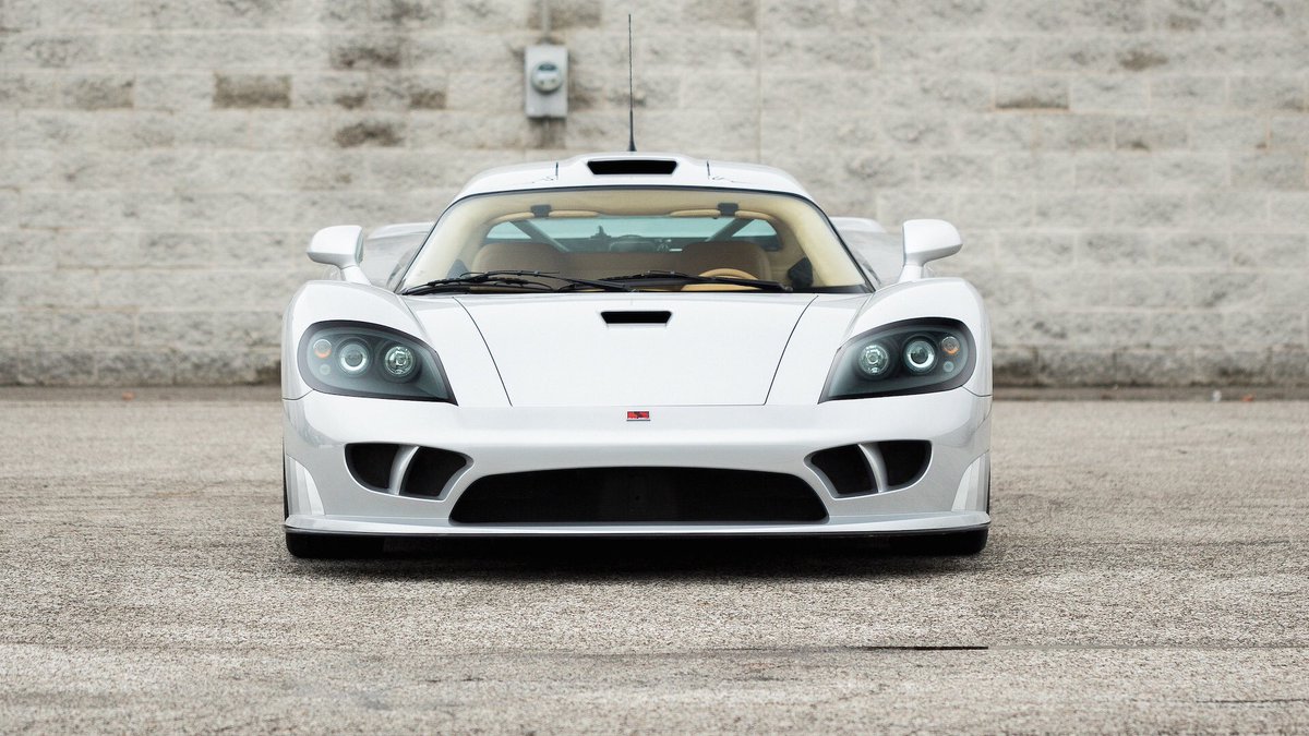 CarWaffle's tweet photo. This auction-bound $500k #Saleen S7 is literally one of a kind, has driven just 1,500 miles https://t.co/cOmPWMpyhL https://t.co/b46bcSyJPM