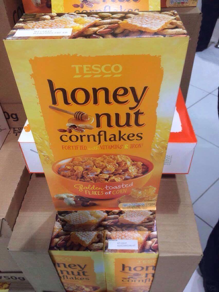 Zee_BWorld's tweet photo. These cornflakes are looking delicious 😋😋 someone please buy these for me and tcs them to me 😁 #TescoAtAlpha https://t.co/lvlfLQoHcZ